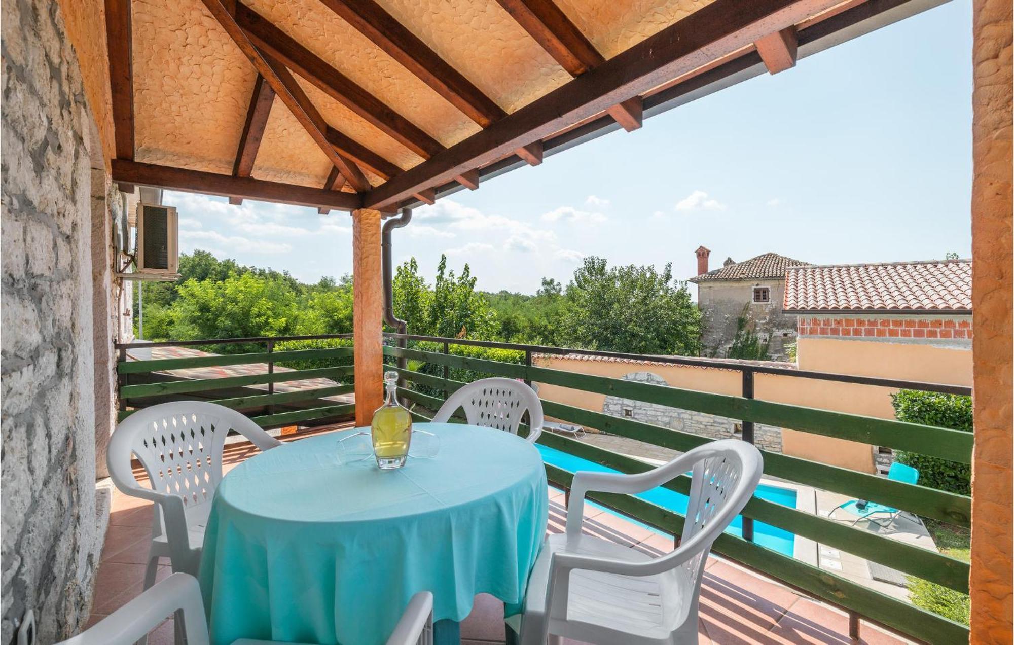 Lovely Home In Visnjan With Outdoor Swimming Pool מראה חיצוני תמונה